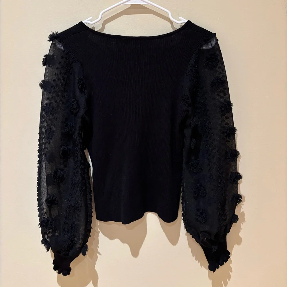 No Boundaries Black Textured Sleeve Blouse